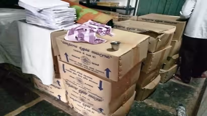 ಕಿಟ್ ಬಚ್ಚಿಟ್ಟುಕೊಂಡ ಕಾರ್ಮಿಕ ಇಲಾಖೆ: ಮಕ್ಕಳಿಗೆ ಸಿಗಬೇಕಿದ್ದ ಶೈಕ್ಷಣಿಕ ಸಾಮಗ್ರಿಗಳು ಇಲಿ, ಹೆಗ್ಗಣ ಪಾಲು..!