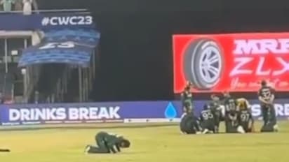 ഡ്രിങ്ക്സ് ബ്രേക്കിനിടെ ഗ്രൗണ്ടിൽ നമസ്കരിച്ച് പ്രാര്‍ഥനയിൽ മുഴുകി പാക് താരം മുഹമ്മദ് റിസ്‌വാൻ-വീഡിയോ