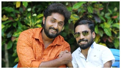 നര്‍മ്മത്തില്‍ പൊതിഞ്ഞ കഥ: കുടുംബ സ്ത്രീയും കുഞ്ഞാടും  ആരംഭിച്ചു