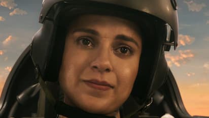 പൈലറ്റായി വിസ്മയിപ്പിക്കുന്ന കങ്കണ, തേജസ് ട്രെയിലര് പുറത്ത്