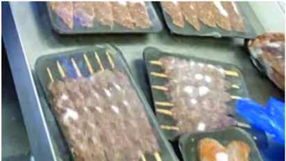 പഴകിയതും കാലാവധി കഴിഞ്ഞതുമായ മാംസം ഉപയോഗിച്ച് കബാബും ടിക്കയും; ഭക്ഷ്യ വിതരണ കമ്പനിക്ക് 'പൂട്ട്'