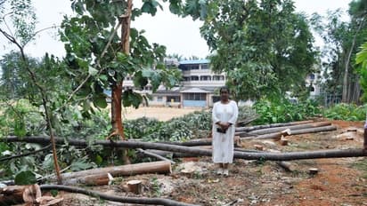 ಜಮೀನಿಗೆ ಖಾಸಗಿ ಶಿಕ್ಷಣ ಸಂಸ್ಥೆಯವರು ಅತಿಕ್ರಮ ಪ್ರವೇಶ, 70 ಮರ ಕಡಿದು ನಾಶ