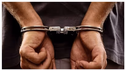 ಅಪ್ರಾಪ್ತ ವಿದ್ಯಾರ್ಥಿನಿಗೆ ಲೈಂಗಿಕ ದೌರ್ಜನ್ಯ ಕಾಮುಕ ಶಿಕ್ಷಕ ಅರೆಸ್ಟ್  