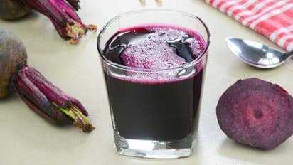 പതിവായി രാവിലെ വെറുംവയറ്റില് കുടിക്കാം ബീറ്റ്റൂട്ട് ജ്യൂസ്; അറിയാം ഈ ഗുണങ്ങള്...