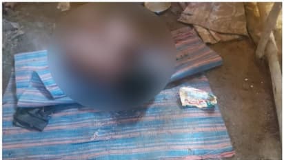 ഭിന്നശേഷിക്കാരനായ 18കാരനോട് മാതാപിതാക്കളുടെ ക്രൂരത; വസ്ത്രം പോലും നൽകാതെ വീടിന് പുറത്തെ ഷെഡിൽ കെട്ടിയിട്ടു