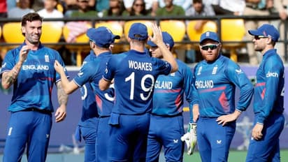 தொடர்ந்து அடிமேல் அடி வாங்கும் நடப்பு சாம்பியன் – 3ஆவது முறையாக 200 ரன்களுக்குள் ஆல் அவுட்!