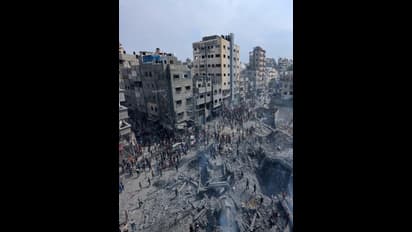 ഇസ്രയേല്‍-ഹമാസ് യുദ്ധം അഞ്ചാംദിനത്തില്‍; മരിച്ചത് രണ്ടായിരത്തോളം പേര്‍, ഗാസയില്‍  കനത്ത ബോംബാക്രമണം