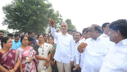 కేసీఆర్ నాయకత్వంలో తెలంగాణలో సుస్థిర ప్రగతి.. హుస్నాబాద్ వేదికను పరిశీలించిన మంత్రి హరీశ్ రావు