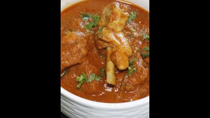 காரசாரமான பள்ளிபாளையம் சிக்கன் செய்வது எப்படி என்று பார்க்கலாம்; இதுவும் கொங்குநாடு ஸ்பெஷல்தான்!!