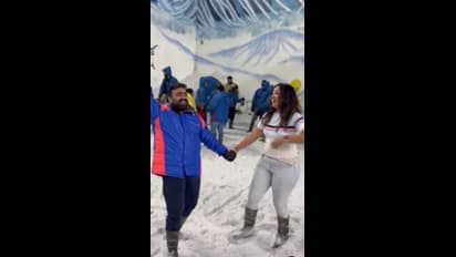 ನಕಲಿ ಮಂಜಿನಲ್ಲಿ ಅಣ್ಣಾವ್ರ 'ಪ್ರೇಮ ಕಾಶ್ಮೀರ' ಹಾಡಿಗೆ ಪಬ್ಲಿಕ್‌ನಲ್ಲಿ ಡ್ಯಾನ್ಸ್ ಮಾಡಿದ ಆನಂದ್- ಯಶಸ್ವಿನಿ! 