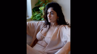 ಮದುವೆಯಾಗೋಕೆ ಯಾರೂ ಸಿಗ್ತಾ ಇಲ್ಲ ಇನ್ನೂ ಸಿಂಗಲ್‌ ಎಂದ ಹಾಟ್‌ ನಟಿ, 'ಮನೆ ಮುಂದೆ ಕ್ಯೂ ನಿಲ್ಲೋದಾ..?' ಎಂದ ಹುಡುಗ್ರು!