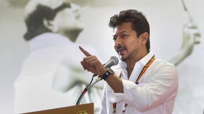 திமுக ஒருபோதும் வன்முறையை ஆதரிக்காது; ஆளுநர் மாளிகையில் குண்டு வீசப்பட்டதற்கு அமைச்சர் உதயநிதி கண்டனம்