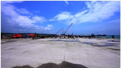 തലസ്ഥാനത്തിന്റെ മുഖച്ഛായ മാറ്റാൻ വിഴിഞ്ഞം തുറമുഖം; പുതിയ റോഡുകളടക്കം കാത്തിരിക്കുന്നത് വമ്പൻ വികസന പദ്ധതികൾ