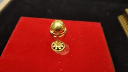 IND vs PAK: 0.9 கிராம் தங்கத்துடன் கூடிய உலகக் கோப்பையை ரோகித் சர்மாவுக்கு பரிசாக கொடுக்கும் நகைக்கடைக்காரர்!