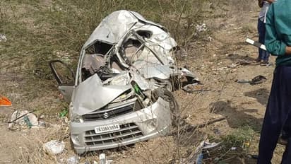 கார் மீது லாரி நேருக்கு நேர் மோதல்.. 3 இளைஞர்கள் ரத்த வெள்ளத்தில் துடிதுடித்து உயிரிழப்பு..!