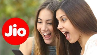 ஜியோ ரீசார்ஜ் கட்டணம் 25 சதவீதம் உயர்வு! அடேங்கப்பா... இந்த விலையில் புது பிளான் கட்டுப்படி ஆகுமா?