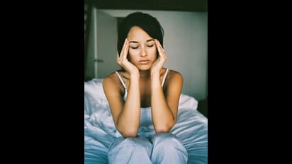 ದಿಢೀರ್ ಆಗಿ ಎದ್ದು ನಿಂತಾಗ ತಲೆ ತಿರುಗಿದಂತೆ ಆಗುತ್ತದೆಯೇ? ಕಾರಣವೇನು ಗೊತ್ತಾ? 