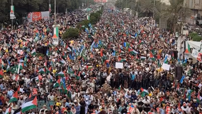 'Free Palestine' call erupts in Karachi amid Israel-Hamas war; protesters seek to join Gaza frontline (WATCH)