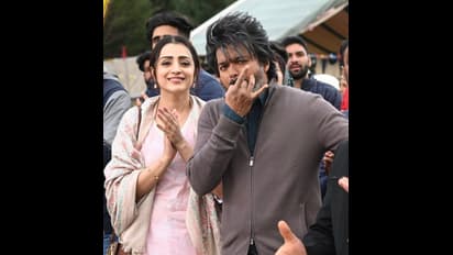 Leo : Vijay starrer producer approaches court to demand early morning show