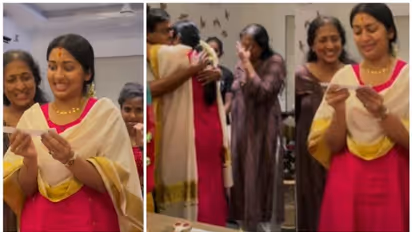 അച്ഛനെഴുതിയ കുറിപ്പിലെ ഹൃദയം തൊടും വരികള് വായിച്ച്, കണ്ണീര് പൊഴിച്ച് അച്ഛനെ ആശ്ലേഷിച്ച് നവ്യ നായര്