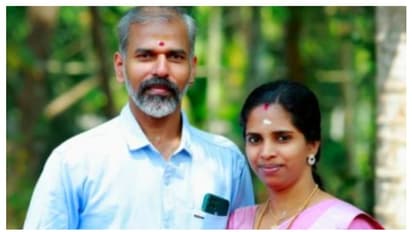 അമിത വേ​ഗതയിലെത്തിയ ബസ് സ്കൂട്ടറിൽ ഇടിച്ചുകയറി; ദമ്പതികൾക്ക് ദാരുണാന്ത്യം 