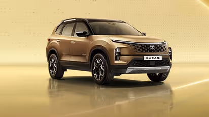 சஃபாரி காரின் புதிய மாடலை களமிறக்கும் டாடா மோட்டார்ஸ்... அட்டகாசமான தோற்றத்தில் புதிய வசதிகள்!