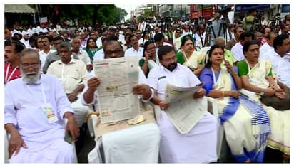 Kerala: UDF workers lay siege to Secretariat over alleged corruption charges against Pinarayi govt