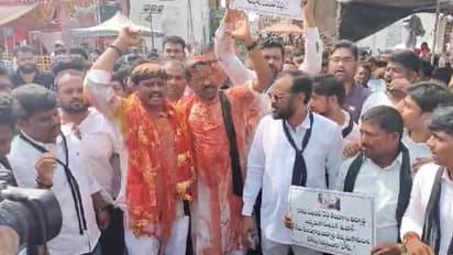 ఓటుకు నోటు లాగే నోటుకు సీటు.. కాంగ్రెస్ సీట్లతో రేవంత్ బిజినెస్ : భాగ్యలక్ష్మి సన్నిధిలో నేతల ప్రమాణం (వీడియో)