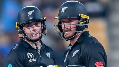 கடைசில காட்டு காட்டுன்னு காட்டிய நியூசிலாந்து – கடைசி 10 ஓவர்களில் 103 ரன்கள் – மொத்தமாக 288 ரன்கள் குவிப்பு!