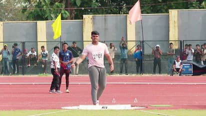 സംസ്ഥാന സ്കൂൾ കായിക മേളയിൽ കാസർക്കോടിന്റെ കെസി സർവന് ഇരട്ട മീറ്റ് റെക്കോർഡ്