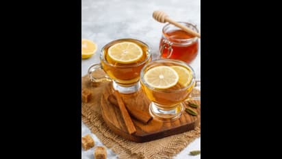 தினமும் காலை வெறும் வயிற்றில் இந்த ஸ்பெஷல் டீ குடிங்க... எக்கச்சக்கமான நன்மைகள் கிடைக்கும்!!