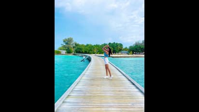 ಮತ್ತೆ ಮಾಲ್ಡೀವ್ಸ್‌ ಫೋಟೋ ಶೇರ್ ಮಾಡಿದ Sonu Gowda: ಚೆಡ್ಡಿಲಿ ತುಂಬಾ ಸೆಕ್ಸಿಯಾಗಿ ಕಾಣಿಸ್ತೀರಾ ಅನ್ನೋದಾ!