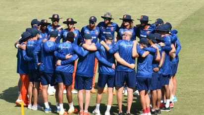 Netherlands vs Sri Lanka: நெதர்லாந்து டாஸ் வென்று பேட்டிங் தேர்வு; மாற்றங்களுடன் களமிறங்கிய இலங்கை ஜெயிக்குமா?