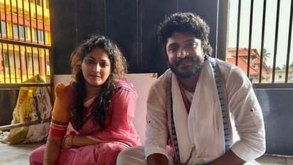 Haripriya-Vasishta Simha: ಕೃಷ್ಣಮಠದಲ್ಲಿ ನೆಲಭೋಜನ ಹರಕೆ ತೀರಿಸಿದ ವಸಿಷ್ಠ ಸಿಂಹ-ಹರಿಪ್ರಿಯಾ!