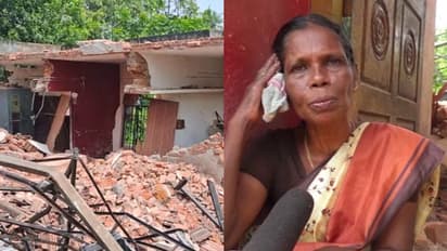 വൃദ്ധയുടെ വീട് മണ്ണുമാന്തിയന്ത്രം കൊണ്ട് ഇടിച്ചുനിരത്തി, വസ്ത്രങ്ങളടക്കം മണ്ണിനടിയിൽ, സഹോദരപുത്രനെതിരെ കേസ്