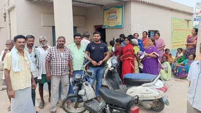 ಸರ್ವರ್ ಸಮಸ್ಯೆ: ಪಡಿತರ ಅಕ್ಕಿಗೆ ಗ್ರಾಹಕರ ಪರದಾಟ