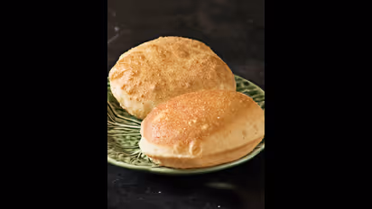 குழந்தைகளுக்குப் பிடித்த பூரி! ரவையில் ஒருமுறை இப்படி செஞ்சு கொடுங்க.. விரும்பி சாப்பிடுவாங்க!