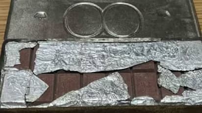 മരിച്ചുപോയ അമ്മ സൂക്ഷിച്ചുവെച്ച 1935 -ലെ ചോക്ലേറ്റ് കണ്ടെത്തി മകൾ, അതിന് പിന്നിലെ ഹൃദയസ്പർശിയായ കഥ