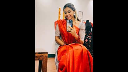 ದಸರಾ ಹಬ್ಬಕ್ಕೆ ಕೆಂಪು ಸೀರೆಯುಟ್ಟು ಮಿಂಚಿದ 'ಕಾಂತಾರ' ಲೀಲಾ; ಸಿಂಗಾರ ಸಿರಿಯೇ ಎಂದ ಫ್ಯಾನ್ಸ್