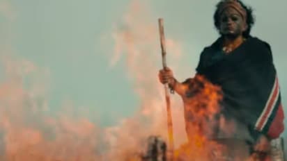 കണ്ണില്‍ ഭയം നിറയ്‍ക്കുന്ന ചൊവ്വാഴ്‍ച, ട്രെയിലര്‍ പുറത്തുവിട്ടു