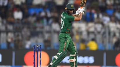 SA vs BAN: ஜெயிக்கமாட்டோம் என்று தெரிந்தும் கடைசி வரை போராடி சதம் விளாசி சாதனை படைத்த மஹ்மதுல்லா!