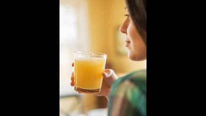 தப்பி தவறி கூட இப்படி ஜூஸ் குடிக்காதீங்க; கடுமையான பாதிப்பு ஏற்படும்..!