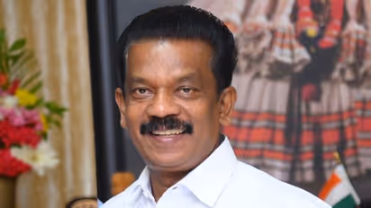 കരുവന്നൂര് കേസ്: കെ.രാധാകൃഷ്ണന്റെ ചോദ്യം ചെയ്യൽ 17 ന്? ഇഡി നീക്കം അന്തിമ കുറ്റപത്രം സമര്പ്പിക്കാനിരിക്കെ