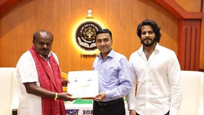 ಮೈತ್ರಿಗೆ ಮತ್ತೊಂದು ಹೆಜ್ಜೆ: ಗೋವಾ ಸಿಎಂ ಭೇಟಿ ಮಾಡಿ ಮಾತುಕತೆ ನಡೆಸಿದ ಎಚ್ಡಿಕೆ, ನಿಖಿಲ್!