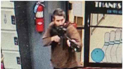 അമേരിക്കയെ നടുക്കിയ വെടിവെപ്പ്; 18 പേരുടെ ജീവനെടുത്ത കൊലയാളി ഇപ്പോഴും കാണാമറയത്ത്; തെരച്ചിൽ തുടർന്ന് പൊലീസ്