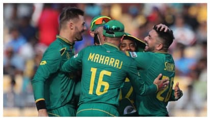 ഷംസിക്ക് നാല് വിക്കറ്റ്, ജാന്സന് മൂന്ന്! ദക്ഷിണാഫ്രിക്കയ്ക്കെതിരേയും പിടിച്ചുനില്ക്കാനാവാതെ പാകിസ്ഥാന്
