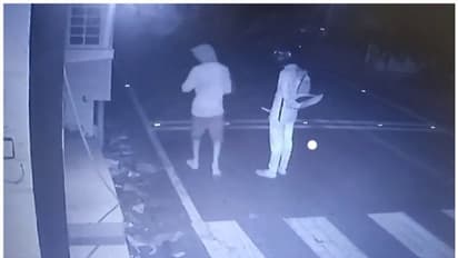 ഒരൊറ്റ രാത്രി മൂന്നിടങ്ങളില്‍ മോഷണ ശ്രമം, എല്ലാം പരാജയപ്പെട്ടു; ഒടുവില്‍ സിസിടിവി ക്യാമറകളുമായി മുങ്ങി