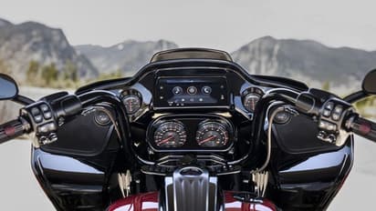 നിങ്ങൾ ഒരു ടച്ച്‌സ്‌ക്രീൻ ബൈക്ക് കണ്ടിട്ടുണ്ടോ? എല്ലാം വിരലുകളാൽ നിയന്ത്രിക്കപ്പെടുന്നു!