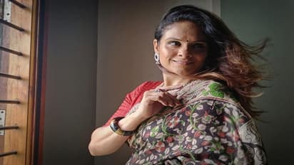 ಒಲವಿನ ನಿಲ್ದಾಣ ಸೀರಿಯಲ್ ಸಿದ್ಧಾಂತ್ ಅಮ್ಮ ನಿರುಪಮಾ ಸಖತ್ ಸ್ಟೈಲಿಶ್! 