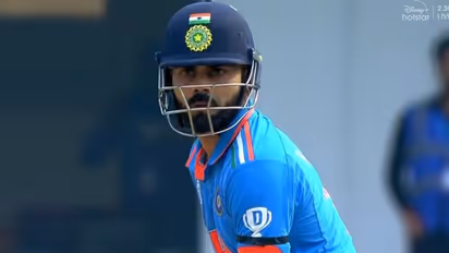 IND vs ENG: முன்னாள் சுழல் ஜாம்பவான் மறைவு: கையில் கருப்பு பட்டை அணிந்து விளையாடிய வீரர்கள்!